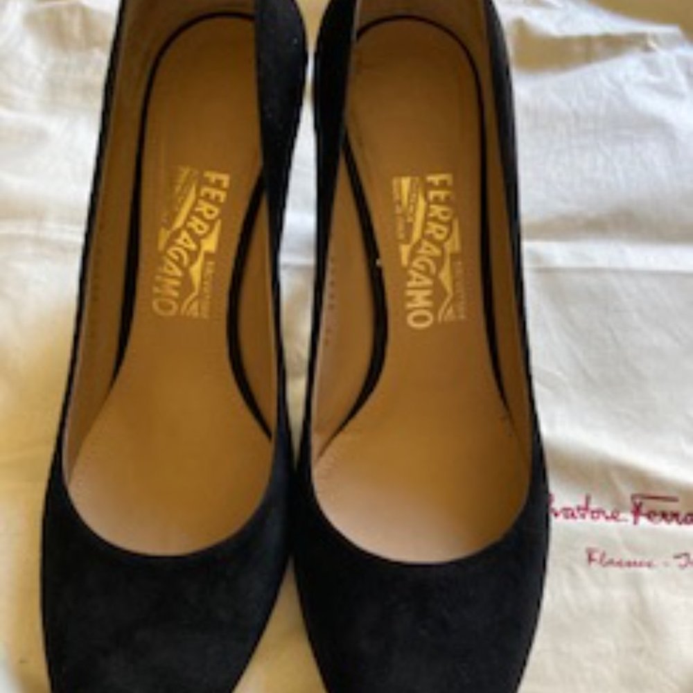 Black Suede Heels by Salvatore Ferragamo - Size 9 in Wide Width - Picture 4 of 5